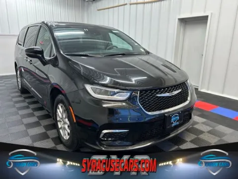 Black 2025 Chrysler Pacifica Select for sale in Syracuse, NY