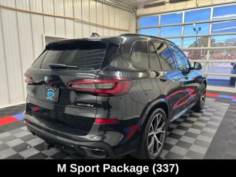 More photos of 2022 BMW X5 xDrive45e at Candy Cars, NY