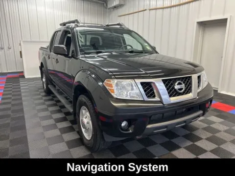 Photos of 2019 Nissan Frontier PRO-4X for sale in Syracuse, NY at Candy Cars