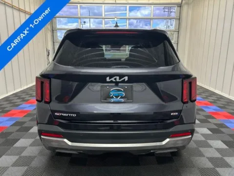 More photos of 2025 Kia Sorento EX at Candy Cars, NY