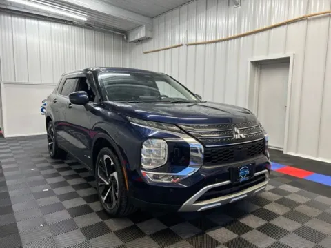 Photos of 2022 Mitsubishi Outlander Black Edition for sale in Syracuse, NY at Candy Cars