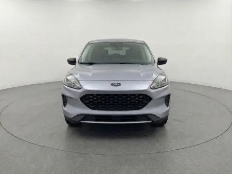 More photos of 2022 Ford Escape SE at Candy Cars, NY
