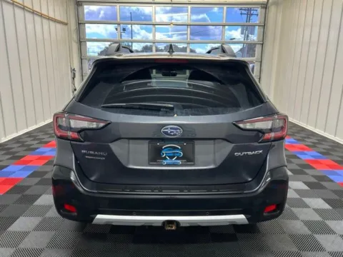More photos of 2024 Subaru Outback Limited at Candy Cars, NY
