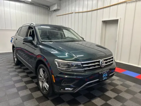 Photos of 2019 Volkswagen Tiguan 2.0T SEL Premium for sale in Syracuse, NY at Candy Cars
