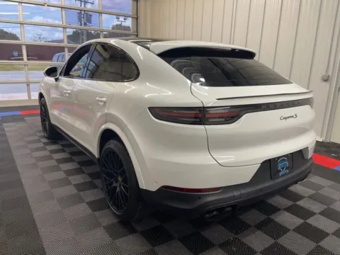 More photos of 2022 Porsche Cayenne Coupe S at Candy Cars, NY