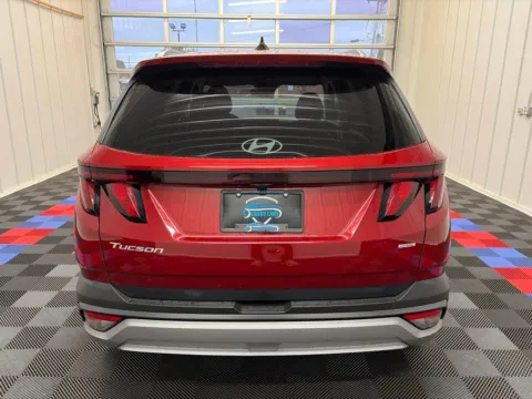More photos of 2026 Hyundai Tucson SEL at Candy Cars, NY