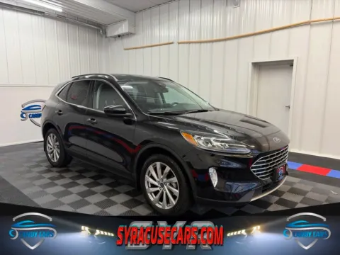 Black 2022 Ford Escape Titanium for sale in Syracuse, NY