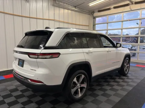 Another view of 2023 Jeep Grand Cherokee Limited for sale in Syracuse, NY at Candy Cars
