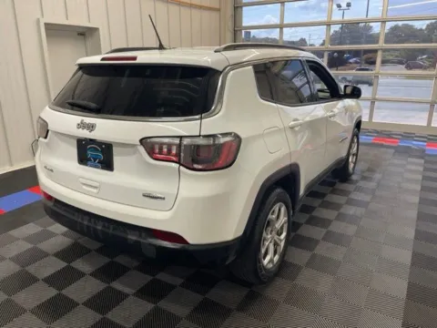 More photos of 2024 Jeep Compass Latitude at Candy Cars, NY