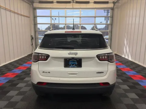 More photos of 2024 Jeep Compass Latitude at Candy Cars, NY