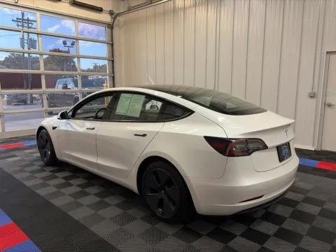 More photos of 2021 Tesla Model 3 Standard Range Plus at Candy Cars, NY