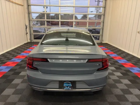 More photos of 2021 Volvo S90 T6 Inscription at Candy Cars, NY