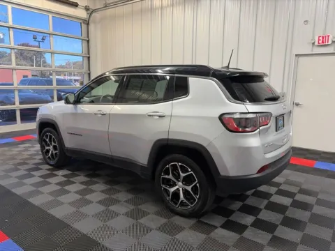 More photos of 2024 Jeep Compass Limited at Candy Cars, NY