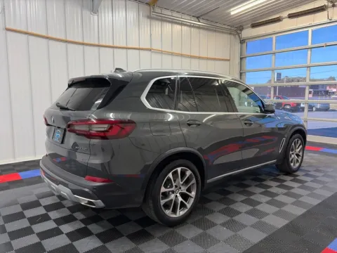 More photos of 2023 BMW X5 xDrive40i at Candy Cars, NY