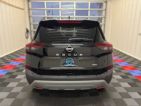 More photos of 2023 Nissan Rogue S at Candy Cars, NY