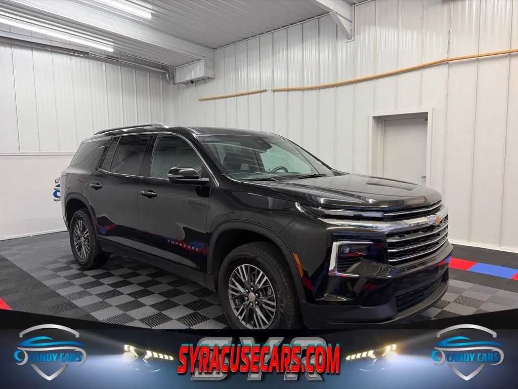 Black 2025 Chevrolet Traverse LT for sale in Syracuse, NY