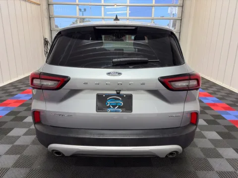 More photos of 2023 Ford Escape Active at Candy Cars, NY