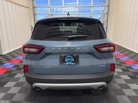 More photos of 2025 Ford Escape Platinum at Candy Cars, NY