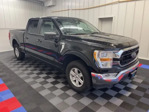 Photos of 2022 Ford F-150 XLT for sale in Syracuse, NY at Candy Cars