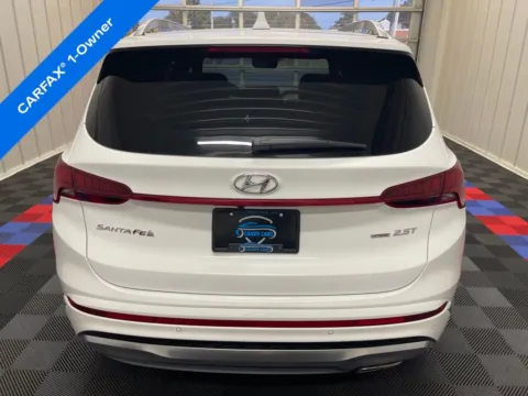 More photos of 2023 Hyundai Santa Fe Calligraphy at Candy Cars, NY