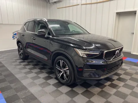 Photos of 2025 Volvo XC40 B5 Core for sale in Syracuse, NY at Candy Cars