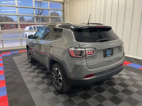More photos of 2022 Jeep Compass Limited at Candy Cars, NY