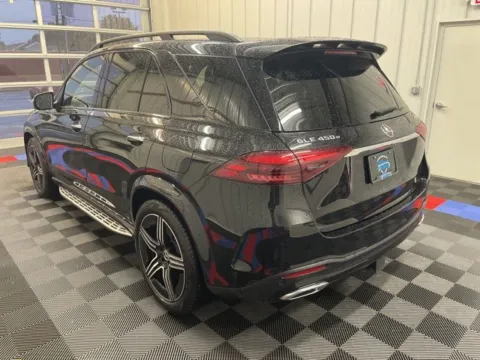 More photos of 2024 Mercedes-Benz GLE 450e at Candy Cars, NY
