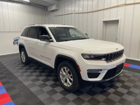 Photos of 2023 Jeep Grand Cherokee Limited for sale in Syracuse, NY at Candy Cars