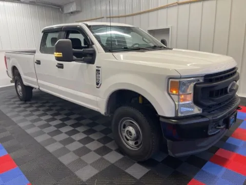 Photos of 2022 Ford F-250SD XLT for sale in Syracuse, NY at Candy Cars