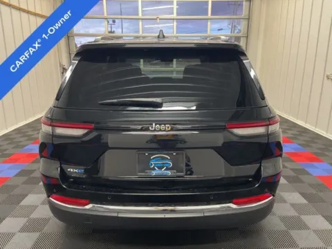 More photos of 2022 Jeep Grand Cherokee 4xe at Candy Cars, NY