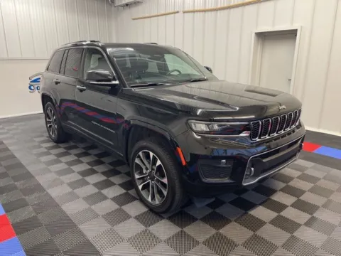 Photos of 2023 Jeep Grand Cherokee Overland for sale in Syracuse, NY at Candy Cars