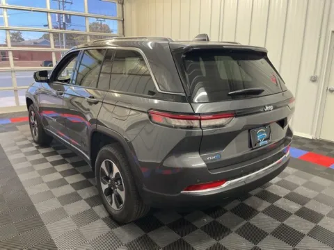More photos of 2023 Jeep Grand Cherokee 4xe at Candy Cars, NY