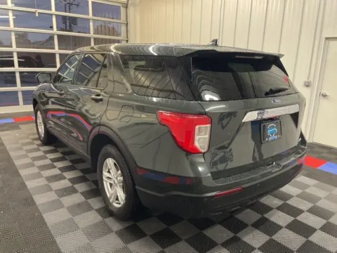 More photos of 2023 Ford Explorer at Candy Cars, NY