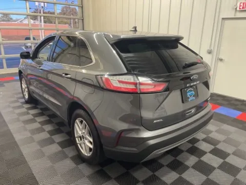 More photos of 2023 Ford Edge SEL at Candy Cars, NY