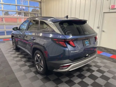 More photos of 2025 Hyundai Tucson SEL at Candy Cars, NY