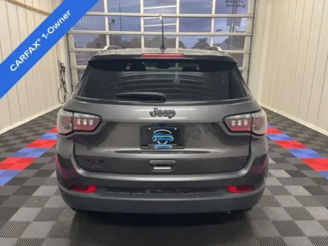 More photos of 2022 Jeep Compass Altitude at Candy Cars, NY