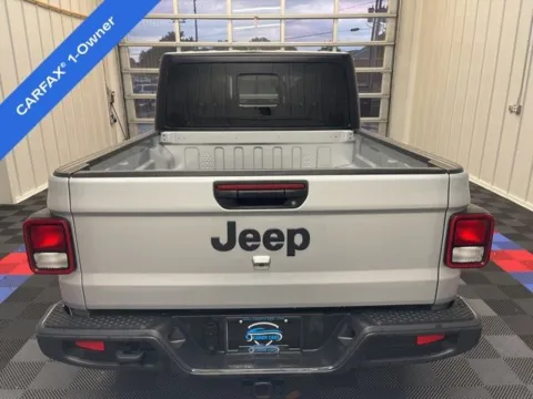 More photos of 2022 Jeep Gladiator Sport at Candy Cars, NY