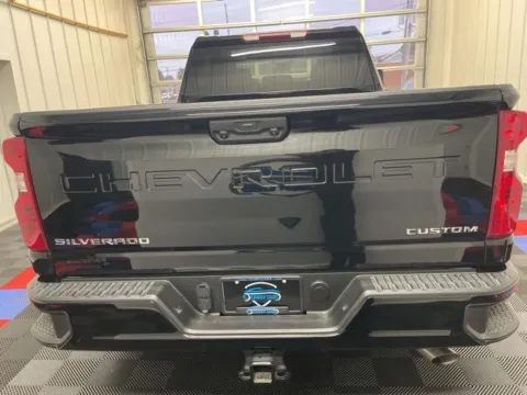 More photos of 2025 Chevrolet Silverado 2500HD Custom at Candy Cars, NY