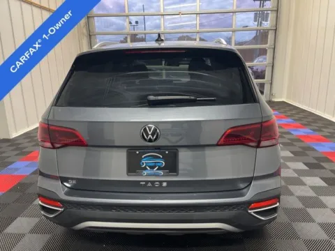 More photos of 2022 Volkswagen Taos 1.5T SE at Candy Cars, NY
