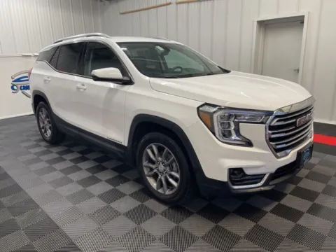 Photos of 2024 GMC Terrain SLT for sale in Syracuse, NY at Candy Cars