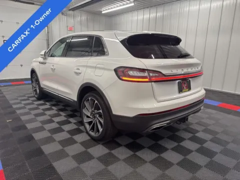 More photos of 2022 Lincoln Nautilus Reserve at Candy Cars, NY