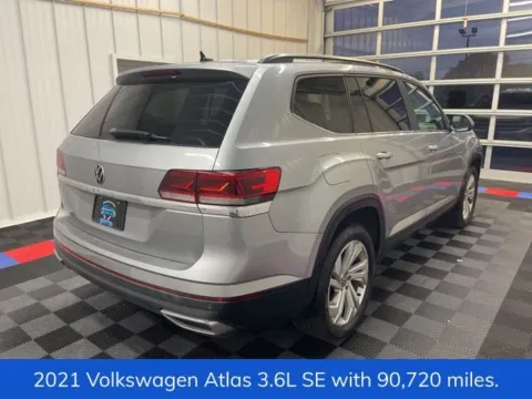 Another view of 2021 Volkswagen Atlas 3.6L V6 SE w/Technology for sale in Syracuse, NY at Candy Cars