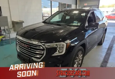 Black 2022 GMC Terrain SLT for sale in Syracuse, NY