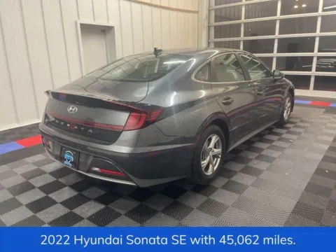 Another view of 2022 Hyundai Sonata SE for sale in Syracuse, NY at Candy Cars