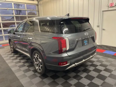 More photos of 2022 Hyundai Palisade Calligraphy at Candy Cars, NY