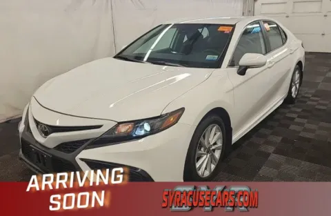 White 2024 Toyota Camry SE for sale in Syracuse, NY
