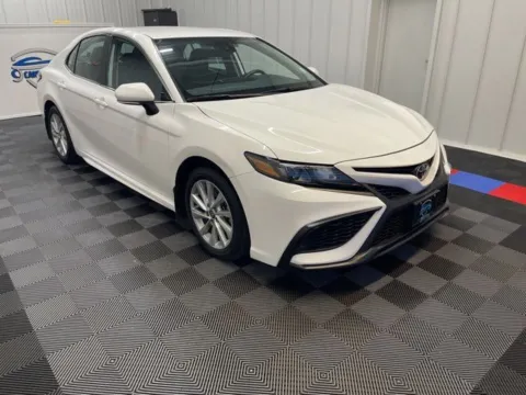 Photos of 2024 Toyota Camry SE for sale in Syracuse, NY at Candy Cars