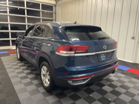 More photos of 2021 Volkswagen Atlas Cross Sport 2.0T S at Candy Cars, NY