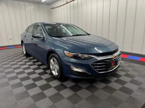 Photos of 2024 Chevrolet Malibu LT for sale in Bridgeport, NY at Bridgeland Auto Brokers