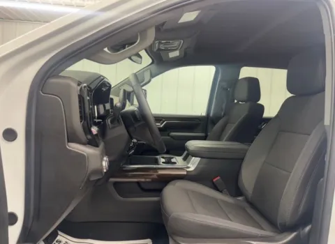 More photos of 2024 GMC Sierra 2500HD SLE at Bridgeland Auto Brokers, NY